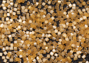 Бисер Чехия сатиновая рубка 10/0 50г 05183 оранжевый